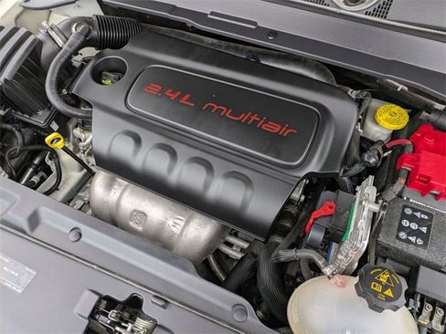 Certified 2021 Jeep Compass Limited w/ Sun and Sound Group image 33