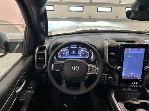 New 2026 RAM 1500 Big Horn AWD/4WD image 29