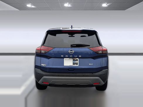 Used 2023 Nissan Rogue SV image 10