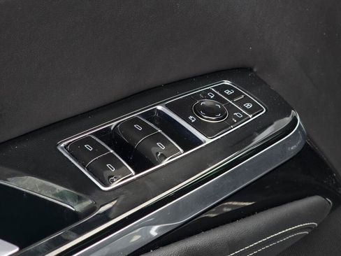 Used 2025 Cadillac Escalade ESV Premium Luxury Platinum AWD/4WD image 41