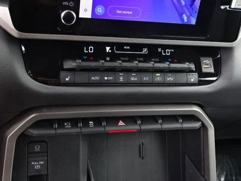 Used 2025 Toyota Sequoia SR5 AWD/4WD image 32