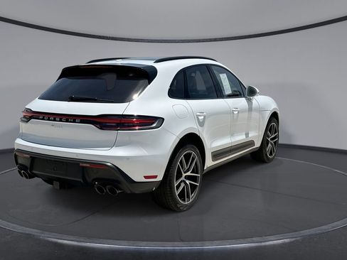 Certified 2023 Porsche Macan Turbo AWD/4WD image 11