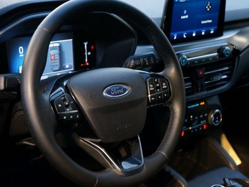 Used 2023 Ford Escape Active image 14