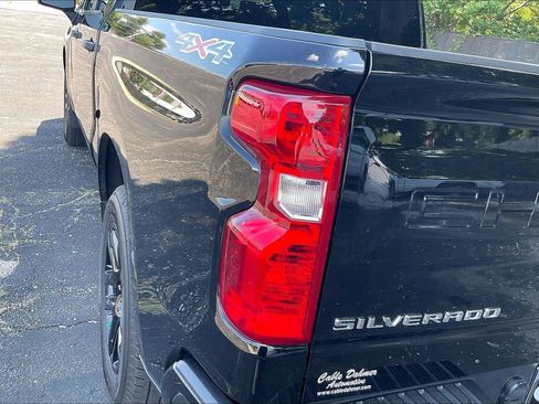 Used 2025 Chevrolet Silverado 1500 Custom AWD/4WD image 28