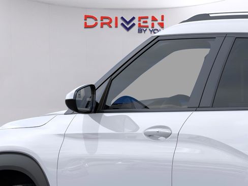 New 2026 Chevrolet TrailBlazer LT FWD image 62