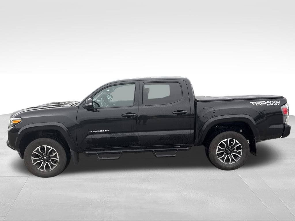 Used 2023 Toyota Tacoma TRD Sport w/ Technology Package AWD/4WD image 2