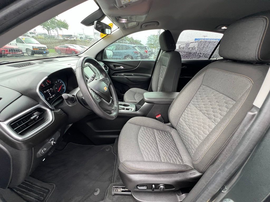 Used 2018 Chevrolet Equinox LT FWD image 21