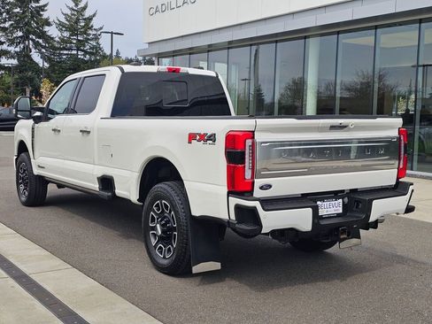 Used 2023 Ford F250 Platinum AWD/4WD image 3