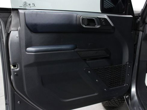 Used 2023 Ford Bronco Heritage Edition image 11