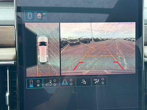 New 2026 GMC Yukon Denali Ultimate AWD/4WD image 23