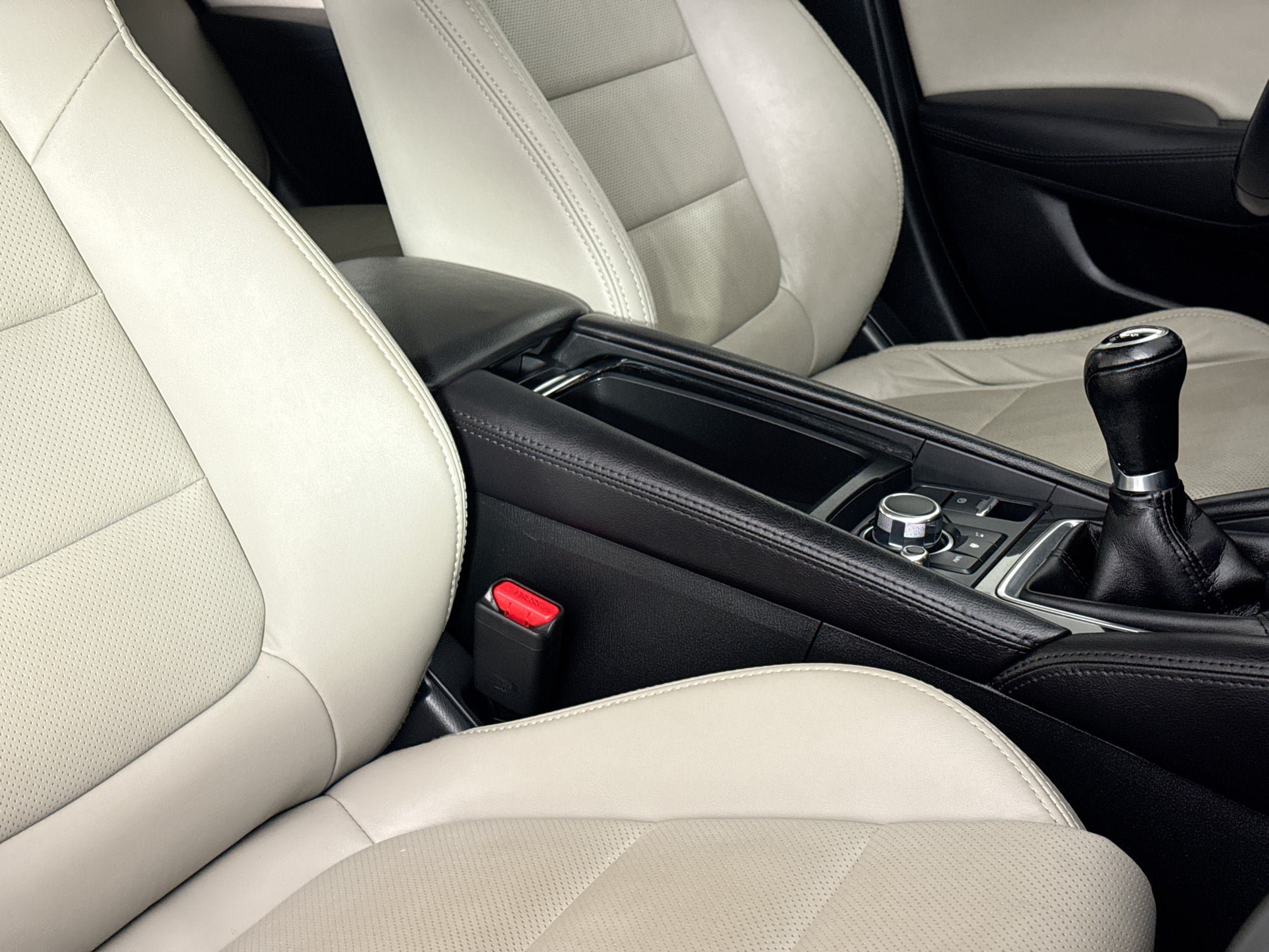 Used 2016 MAZDA MAZDA6 Touring FWD image 37