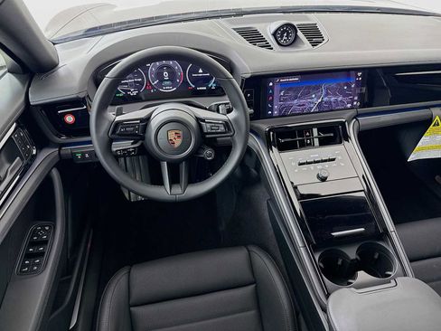 New 2026 Porsche Panamera 4 image 25