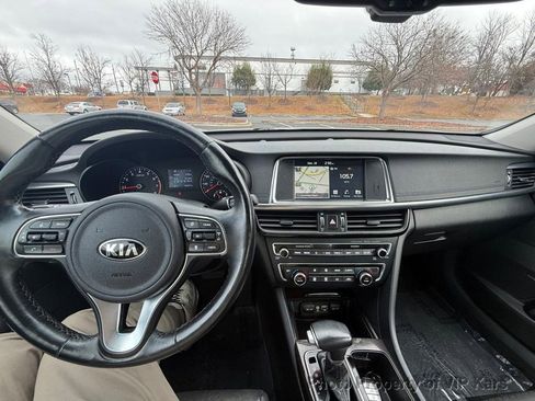 Used 2018 Kia Optima EX w/ Technology Package image 17