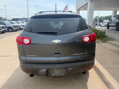 Used 2009 Chevrolet Traverse LTZ AWD/4WD image 7