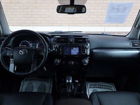 Used 2019 Toyota 4Runner TRD Off-Road Premium AWD/4WD image 30