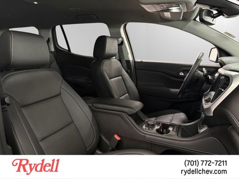 Used 2023 GMC Acadia SLT w/ Preferred Package AWD/4WD image 17