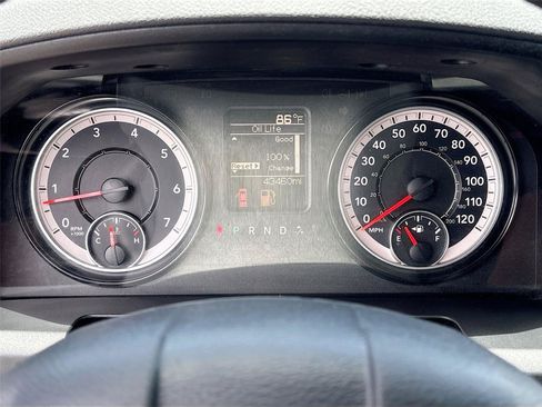Used 2018 RAM 1500 Tradesman RWD image 12