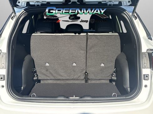 New 2026 Jeep Compass Latitude image 8