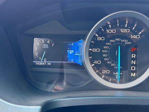 Used 2015 Ford Explorer XLT w/ Equipment Group 202A image 21