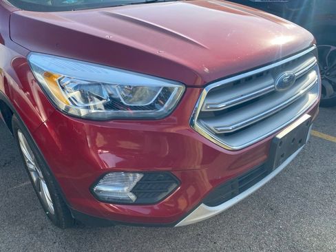 Used 2017 Ford Escape Titanium AWD/4WD image 3