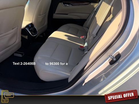 Used 2019 Cadillac XTS Luxury image 14