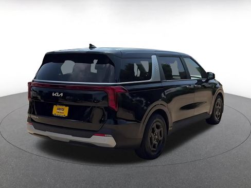 Used 2026 Kia Carnival FWD image 15