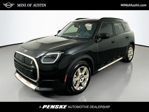 Used 2025 MINI Cooper Countryman SE image 1