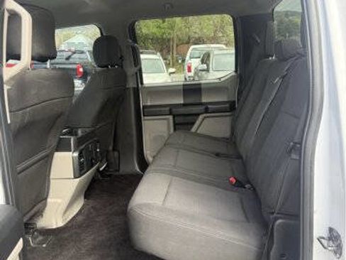 Used 2017 Ford F150 XL w/ Equipment Group 101A Mid AWD/4WD image 10