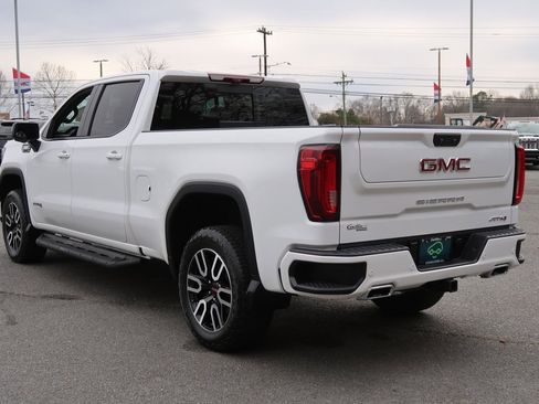 Certified 2022 GMC Sierra 1500 AT4 w/ AT4 Premium Package image 7