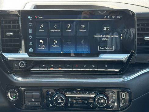 Used 2025 Chevrolet Silverado 1500 LTZ w/ LTZ Premium Package image 11