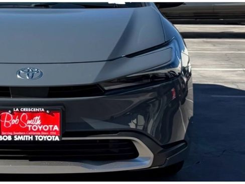 New 2026 Toyota Prius Plug-In Hybrid image 13