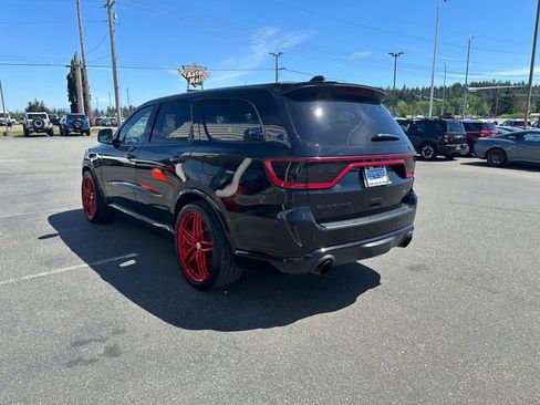 Used 2021 Dodge Durango SRT Hellcat w/ SRT Interior Appearance Group AWD/4WD image 4