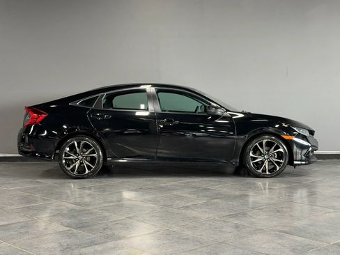 Used 2019 Honda Civic Sport image 5