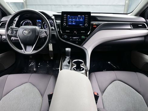 Used 2024 Toyota Camry LE image 17