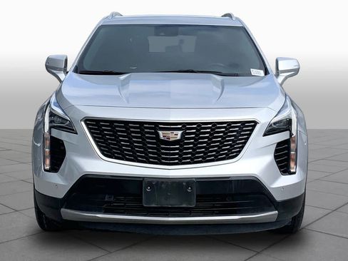 Used 2022 Cadillac XT4 Premium Luxury w/ Safety Alert Package AWD/4WD image 3