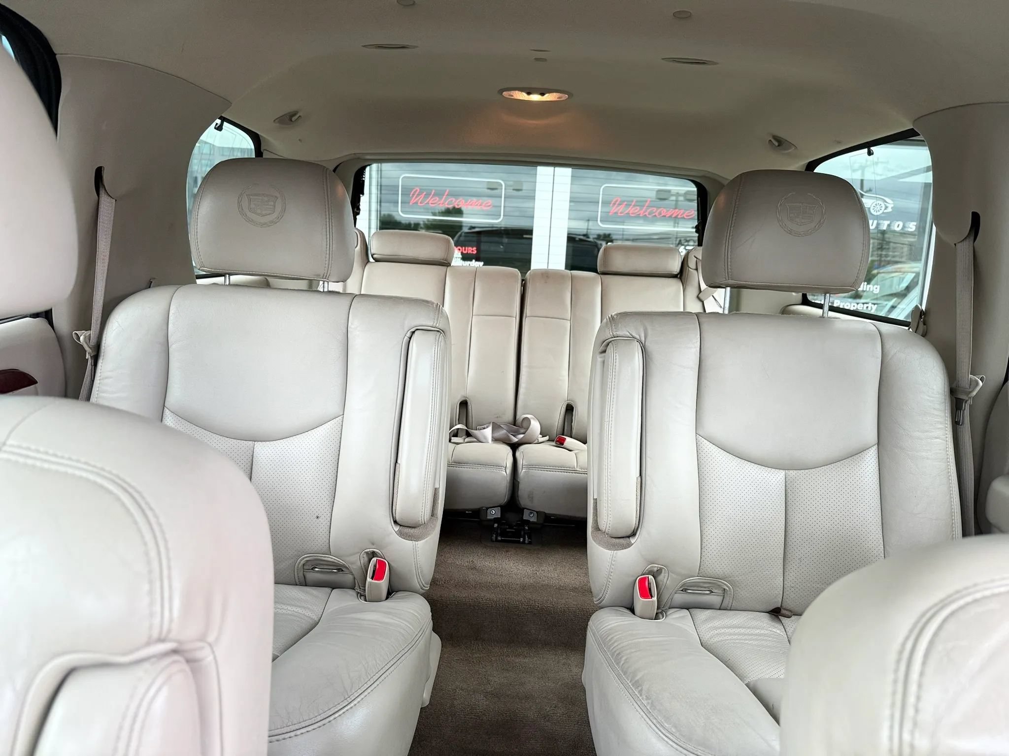 Used 2005 Cadillac Escalade AWD image 24