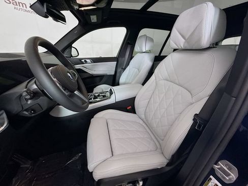 New 2026 BMW X5 xDrive50e w/ M Sport Package AWD/4WD image 22