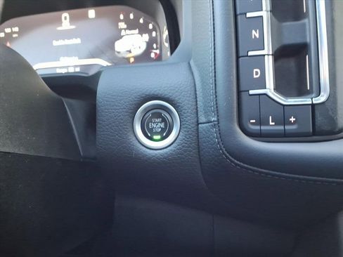 Used 2022 GMC Yukon Denali image 25