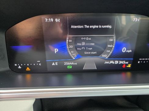 Used 2025 Volkswagen Taos SE AWD/4WD image 14