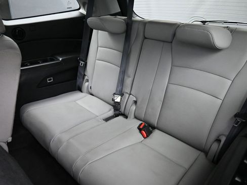 Certified 2022 Honda Pilot Touring image 22