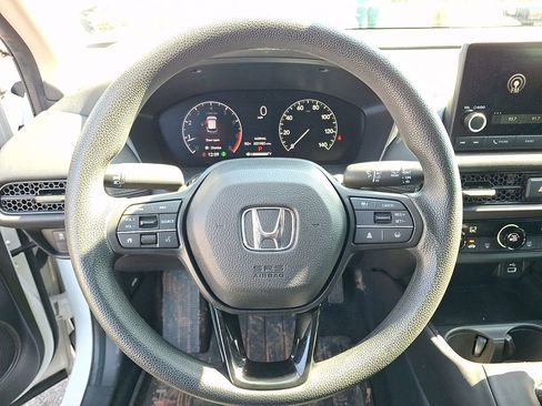Used 2023 Honda HR-V LX image 18
