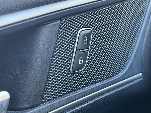 Used 2022 Ford Edge SEL w/ Convenience Package image 40