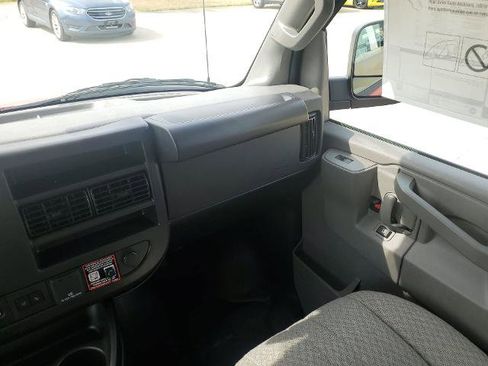 New 2025 GMC Savana 2500 w/ Driver Convenience Package image 11