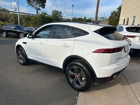 Certified 2022 Jaguar E-PACE SE image 5