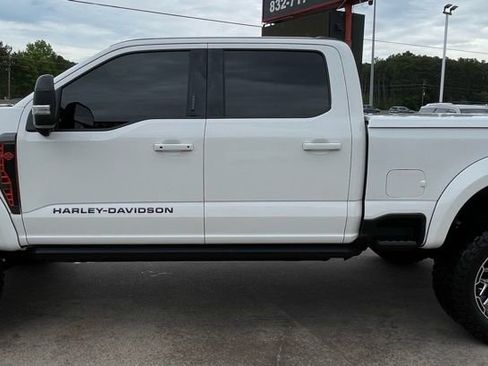 Used 2024 Ford F250 Lariat w/ Lariat Ultimate Package AWD/4WD image 8