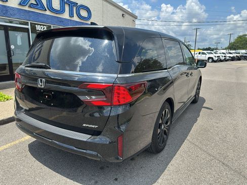 Used 2025 Honda Odyssey Sport-L image 4
