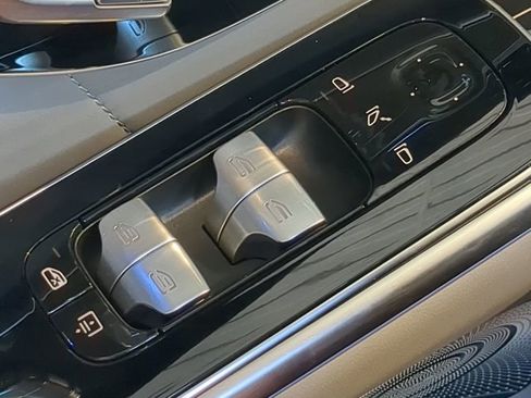 Certified 2022 Mercedes-Benz S 580 S 580 image 24