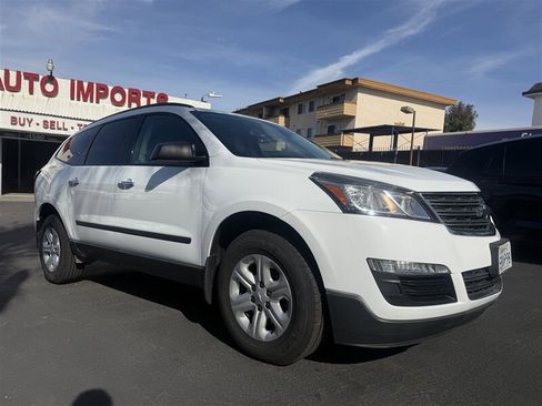 Used 2017 Chevrolet Traverse LS image 14