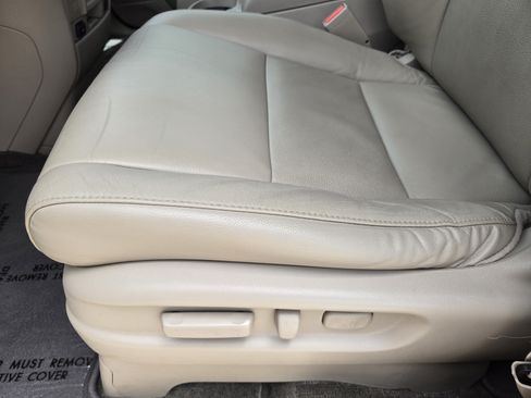 Used 2016 Honda Odyssey Touring Elite image 26