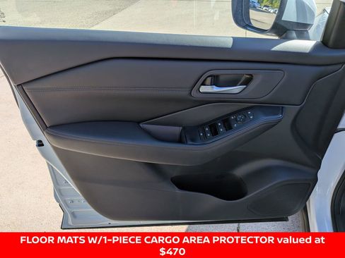 Certified 2025 Nissan Rogue SV w/ SV Premium Package AWD/4WD image 26